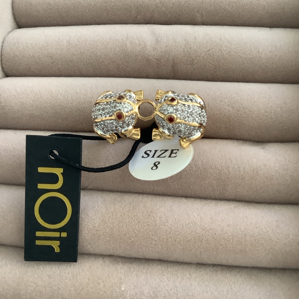NWT NOIR FROG RING SIZE 8